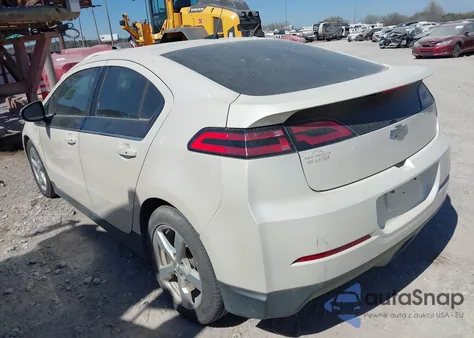 2013 Chevrolet Volt z USA, uszkodzony, nr VIN 1G1RB6E49DU147893